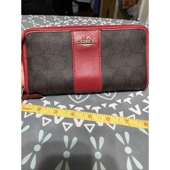 COACH Zip Around Long Wallet Signature C Mahogany Brown Red Accent - Picture 1 of 13